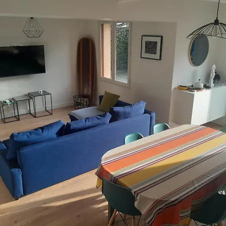 בית נופש House, Beach, Downtown, Port, Walking Distance קפברטון