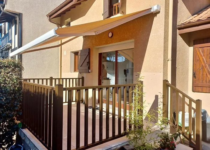 House, Beach, Downtown, Port, Walking Distance Holiday home