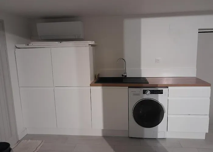 House, Beach, Downtown, Port, Walking Distance *